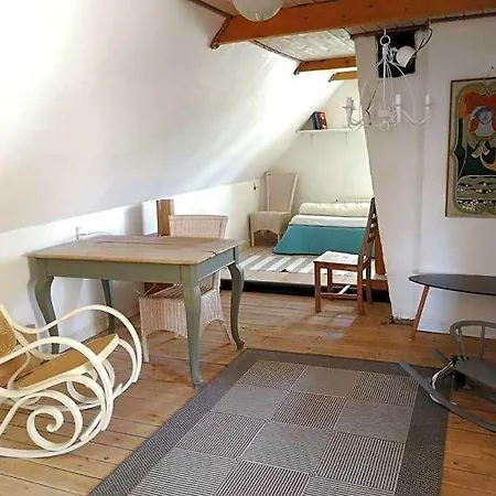 Gemuetliches Reetdachhaus Mit Kaminofen Hostel Ribe